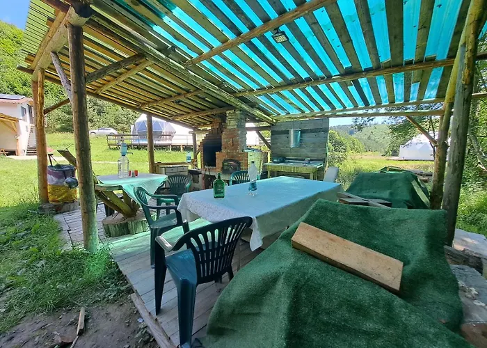 Forest Glamping