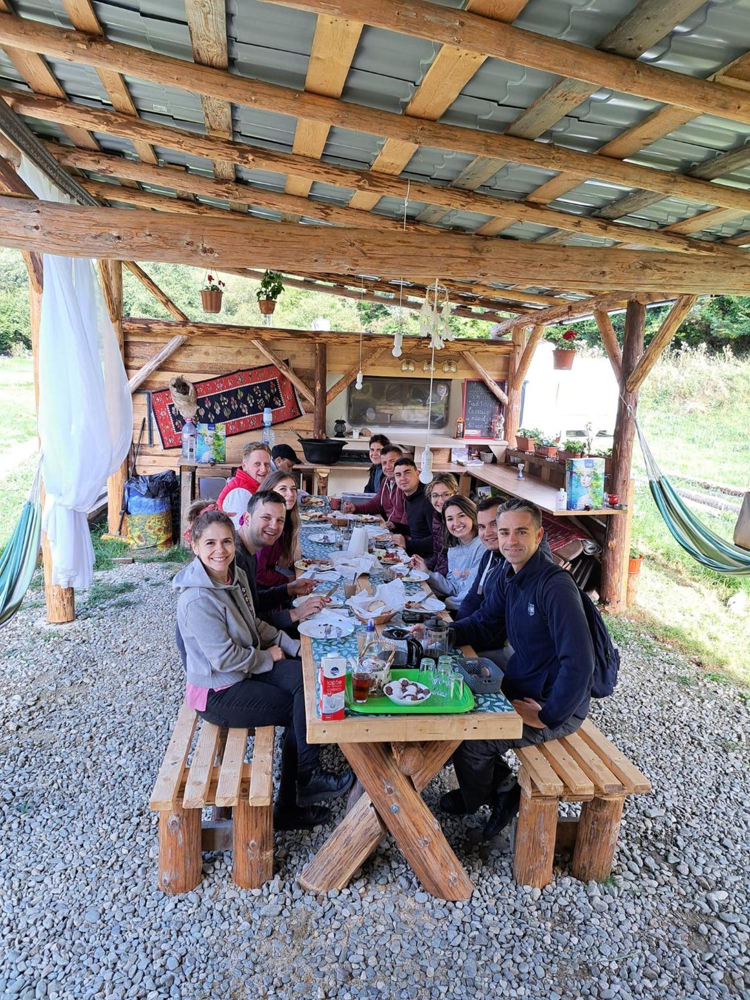 Forest Glamping Cort de lux Brașov