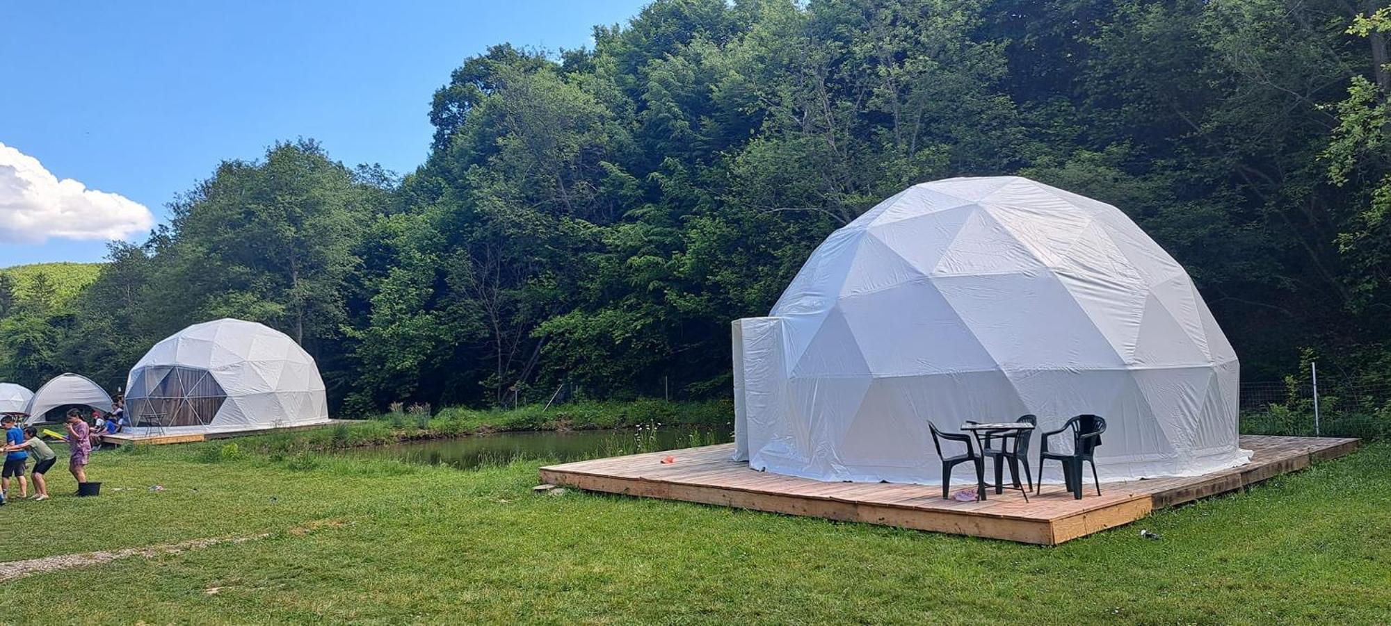Forest Glamping Cort de lux Brașov