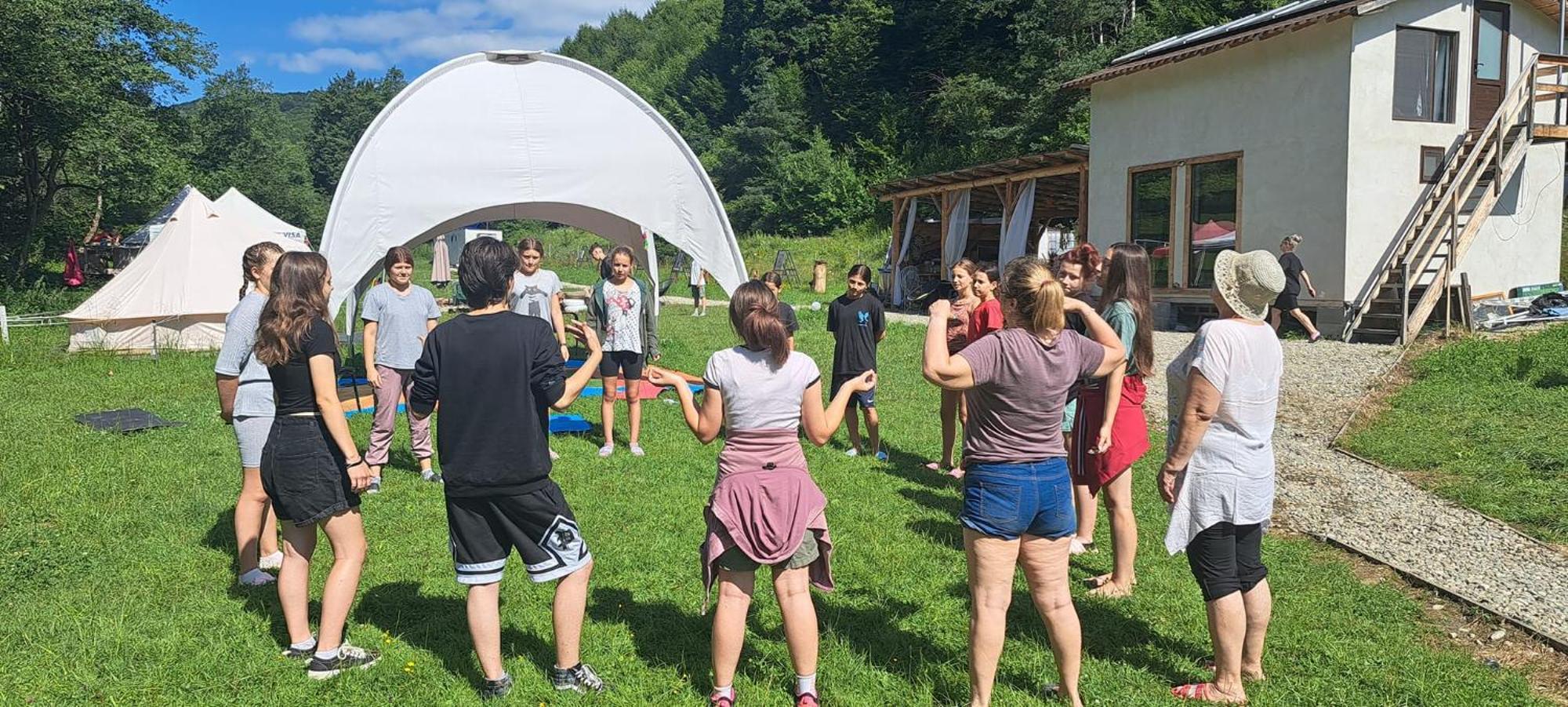 Forest Glamping Cort de lux Brașov