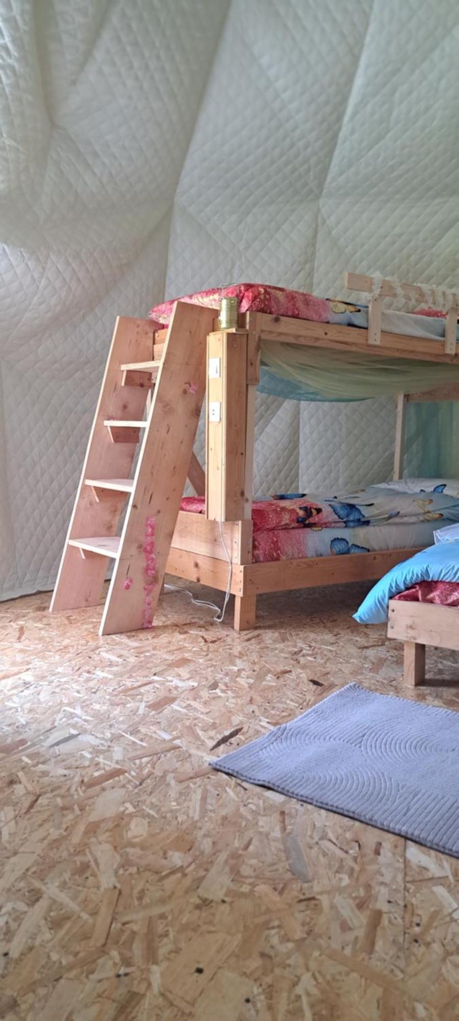 Forest Glamping Cort de lux *